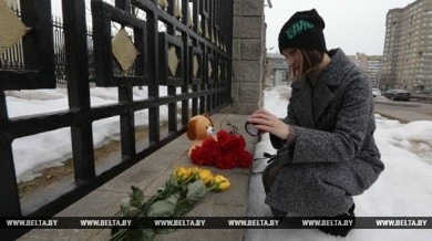 Беларусь в знак солидарности с Россией 28 марта приспускает госфлаги и отменяет развлекательные программы в телеэфире