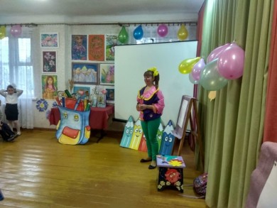 В клубе «Авиатор» прощались с ролью дошколят и пополняли знания по правам ребенка
