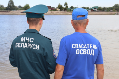 Спасатели напоминают о правилах безопасного поведения возле водоёма