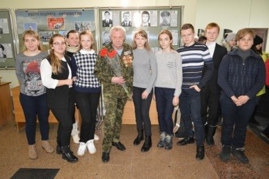 Учащаяся молодежь встретилась с ветераном афганской войны