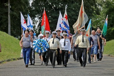 Отдаём Вам честь! Бобруйск празднует День Военно-морского флота