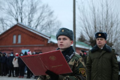 Клятва на верность. Новобранцы 147-го и 740-го зенитных ракетных полков приняли Военную присягу