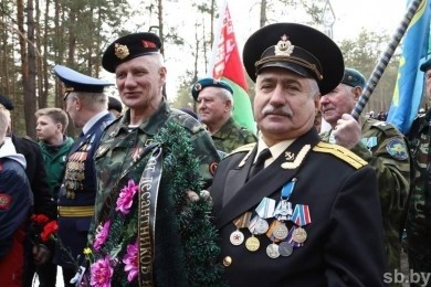 Память не имеет срока давности. Бобруйчане приняли участие в митинге в память об узниках лагеря в Озаричах