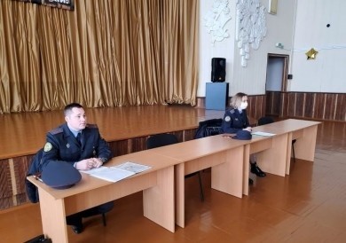Сотрудники Бобруйского отдела Департамента охраны провели занятия с работниками учреждений образования