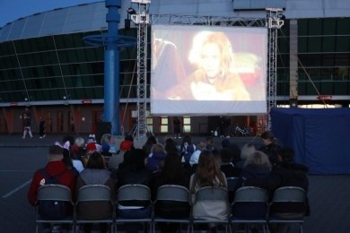 Бобруйчане насладились кино под открытым небом