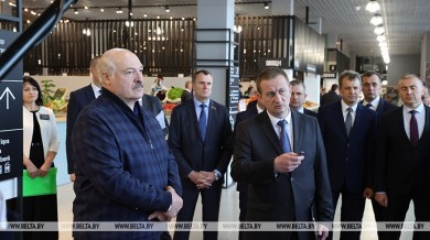 Лукашенко требует навести порядок в работе продовольственных рынков и обеспечить доступ для фермеров
