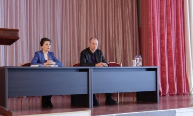 В актовом зале санатория им. В.И. Ленина прошла встреча по обсуждению проекта изменений и дополнений Конституции Республики Беларусь