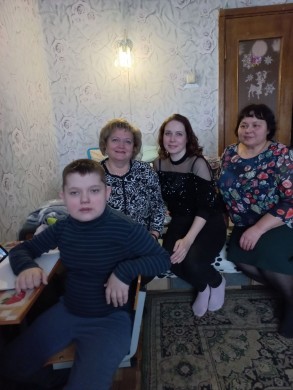 Актив ОО "БРСМ" и работники КПУП "Теплоэнергетика г.Бобруйск" приняли участие в районной благотворительной акции "Чудеса на Рождество"