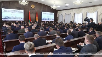 Обеспечить экономику, чего бы это ни стоило. Лукашенко о главной задаче правительства