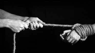 Как не стать жертвой торговли людьми