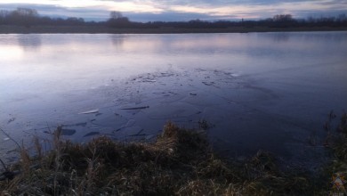 Что ж так манит лед …
