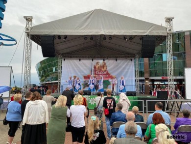«Квітней, Радзіма, пад блакітным небам!». В Бобруйске состоялся концерт, посвященный Дню Независимости Беларуси