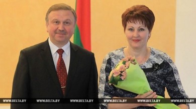 Государственную награду вручили работнице Бобруйской городской поликлиники №2