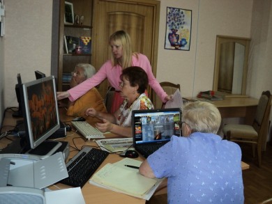 Приобщите родителей к интернету!