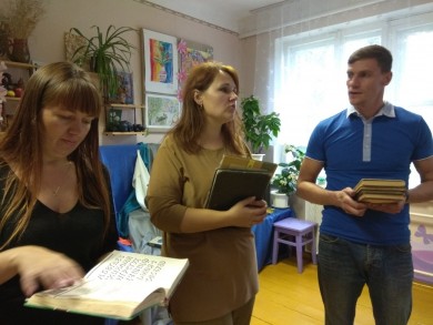 Акция «Подари книгу библиотеке» прошла в клубе «Авиатор»