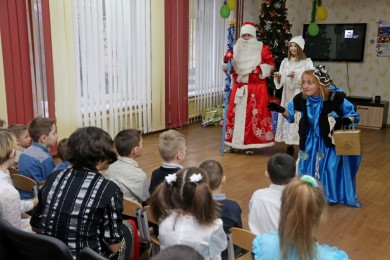 Представители общественного объединения «Белая Русь» заглянули с праздником и подарками в социальный приют